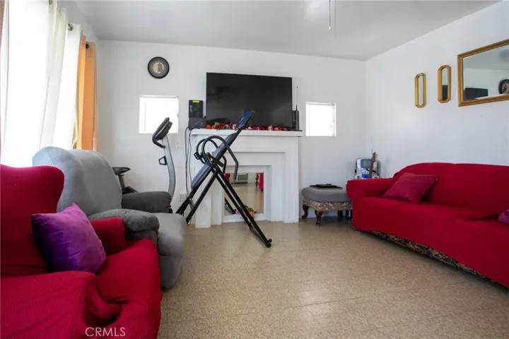 2915 Cudahy Street, Huntington Park, California 90255