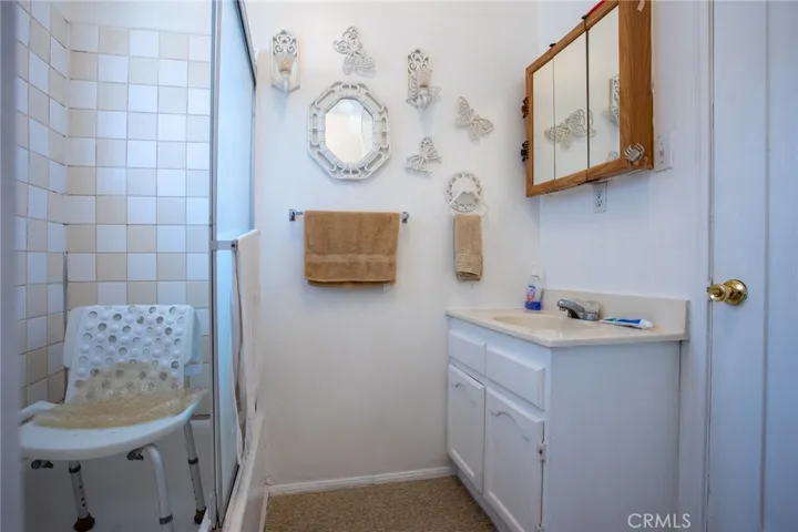 2915 Cudahy Street, Huntington Park, California 90255
