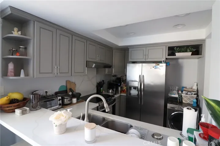 947 S Mountain Avenue, Ontario, California 91762