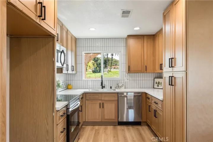 28780 Snead Drive, Menifee, California 92586