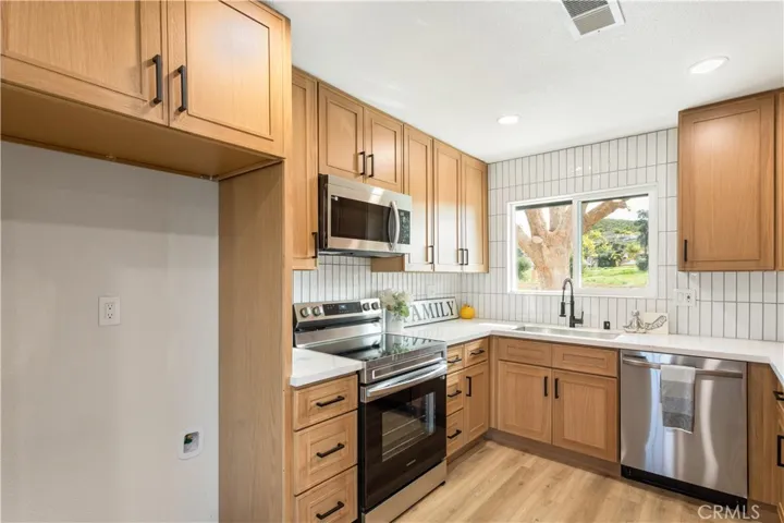 28780 Snead Drive, Menifee, California 92586
