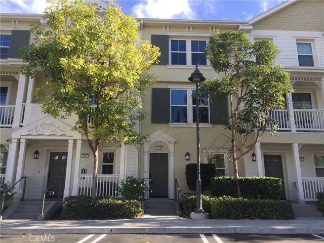 719 Silk Tree, Irvine, California 92606