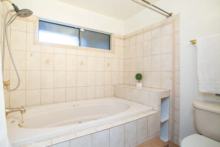 6044 E Silverspur Trail, Anaheim Hills, California 92807