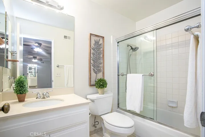 6044 E Silverspur Trail, Anaheim Hills, California 92807