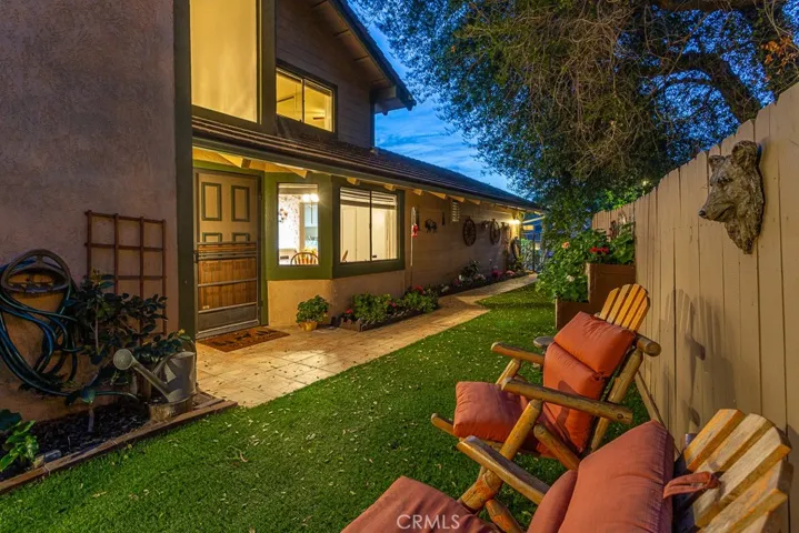 6044 E Silverspur Trail, Anaheim Hills, California 92807
