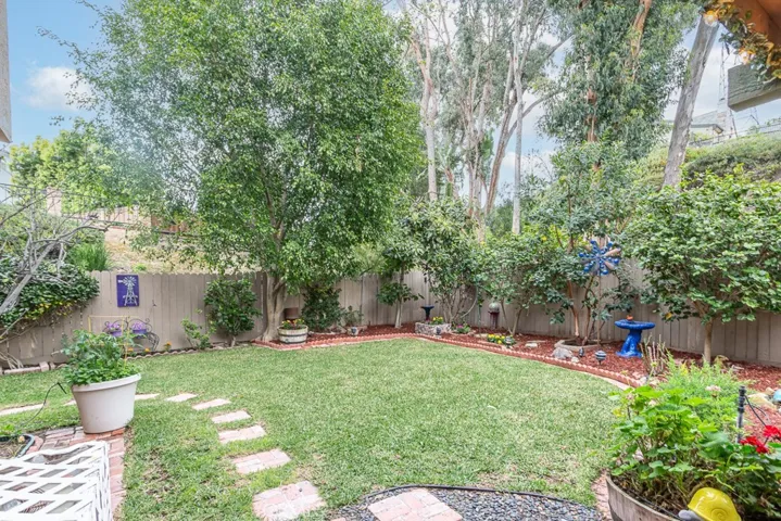 6044 E Silverspur Trail, Anaheim Hills, California 92807