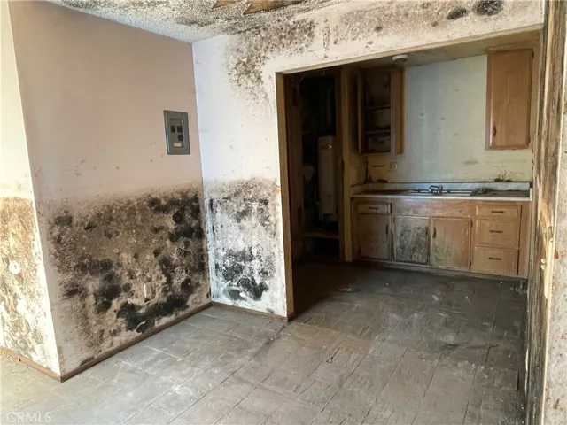 532 W 51st Street, Los Angeles, California 90037