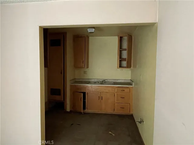 532 W 51st Street, Los Angeles, California 90037