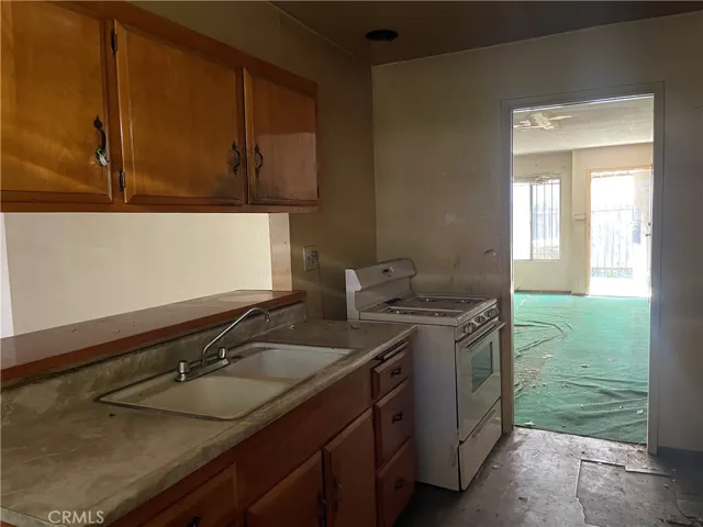 532 W 51st Street, Los Angeles, California 90037