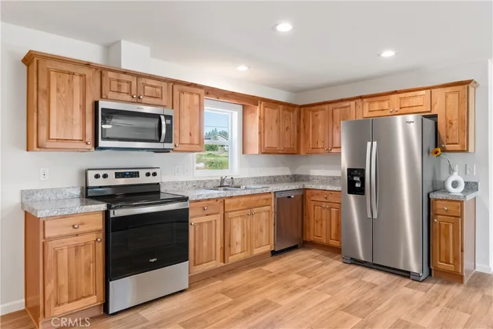 13940 W Park Drive, Magalia, California 95954