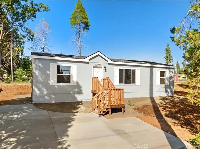 13940 W Park Drive, Magalia, California 95954