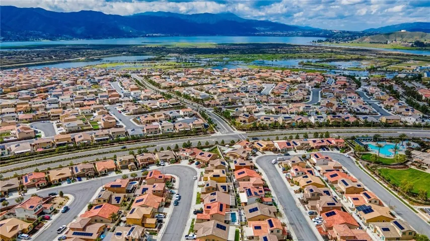 29419 Meadow Street, Lake Elsinore, California 92530