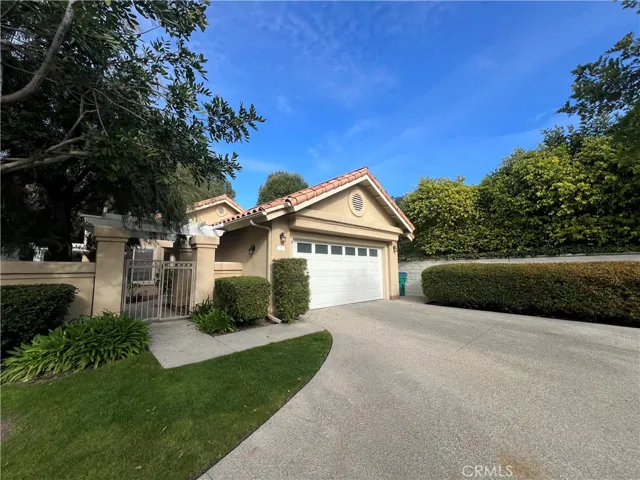 1 Via Candelaria, Coto De Caza, California 92679
