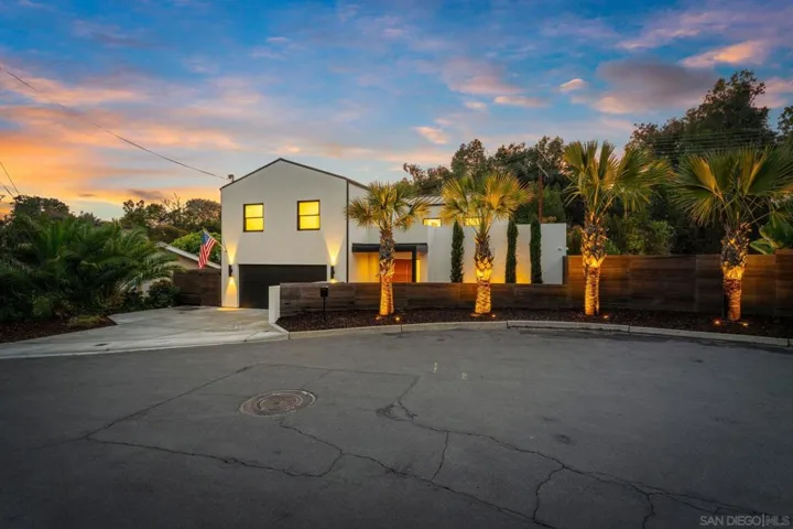 6274 Calle Veracruz, La Jolla, California 92037