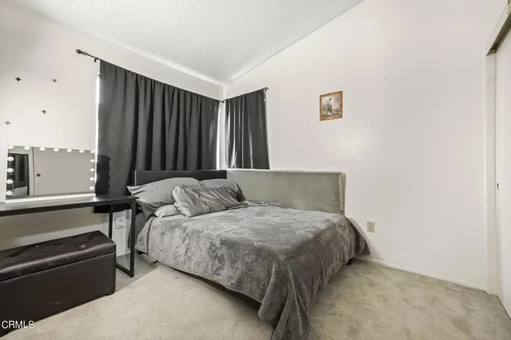 24-web-or-mls-UpmarketMedia_3542Olds-69