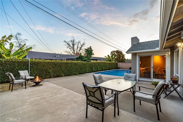 3252 Oak Grove Road, Los Alamitos, California 90720