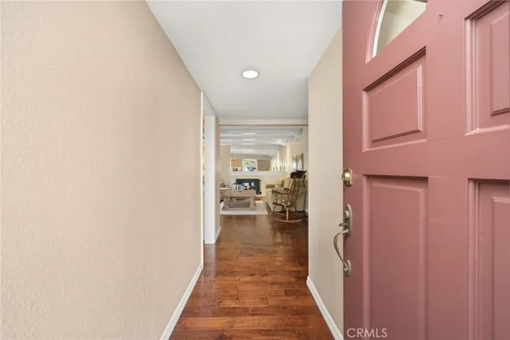 3252 Oak Grove Road, Los Alamitos, California 90720