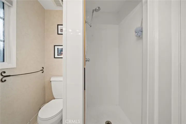 3252 Oak Grove Road, Los Alamitos, California 90720