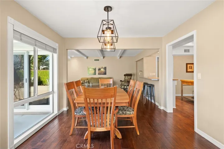 3252 Oak Grove Road, Los Alamitos, California 90720
