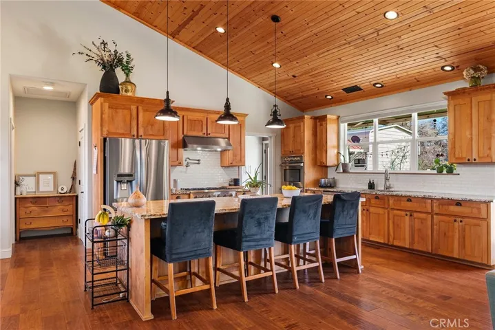 25275 2nd Avenue, Los Molinos, California 96055