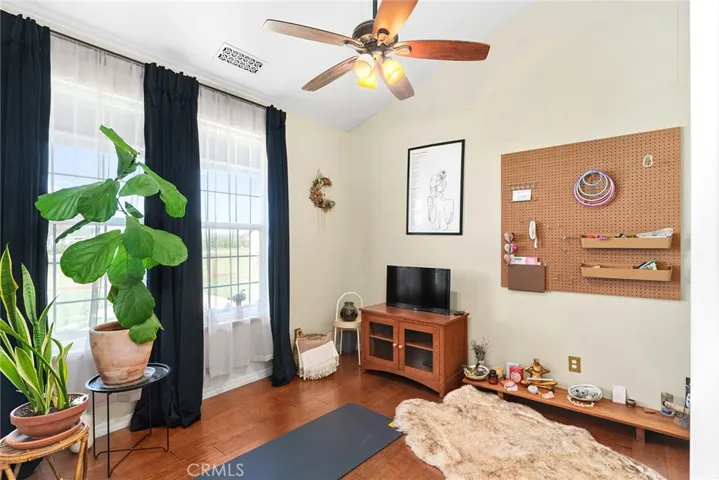 25275 2nd Avenue, Los Molinos, California 96055