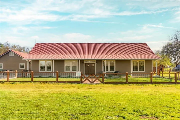 25275 2nd Avenue, Los Molinos, California 96055