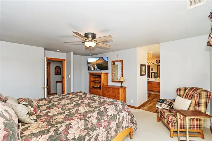 28139 Zermatt Drive, Lake Arrowhead, California 92352