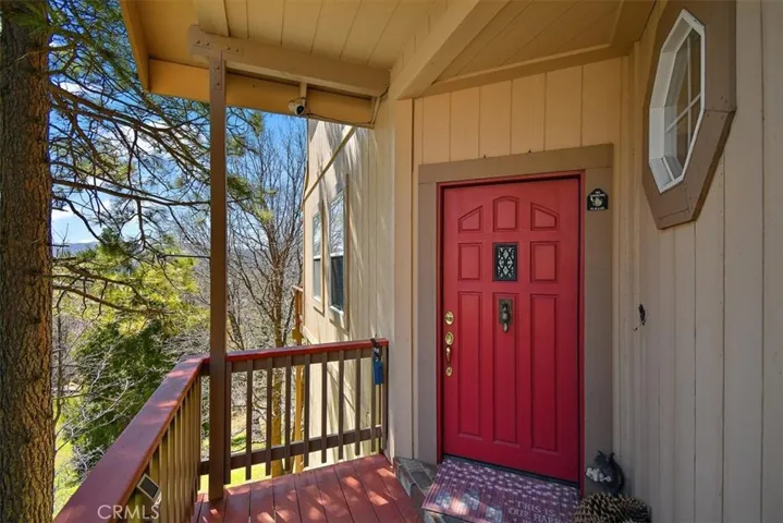 28139 Zermatt Drive, Lake Arrowhead, California 92352