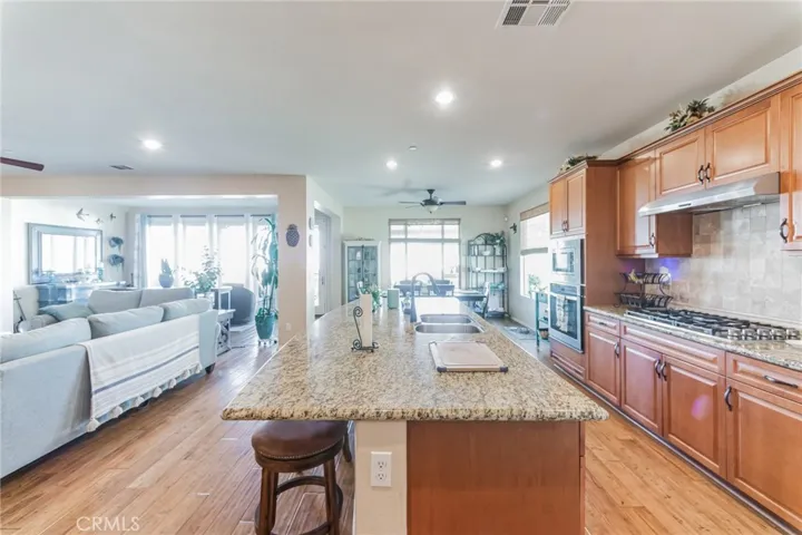 1419 Camino Sueno, Hemet, California 92545