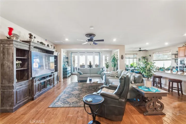 1419 Camino Sueno, Hemet, California 92545
