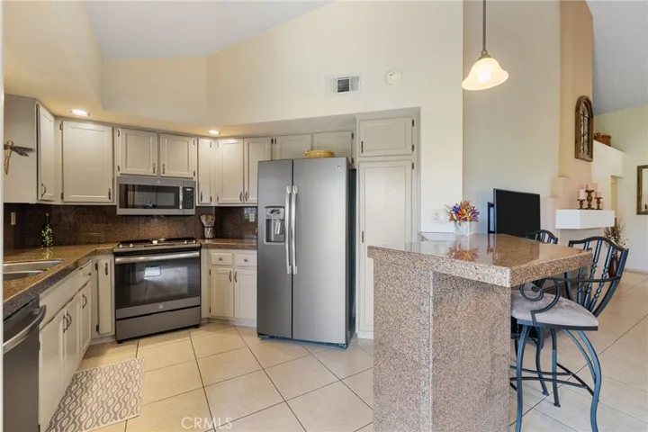 41497 Princeville Lane, Palm Desert, California 92211