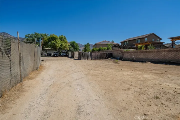 13148 Gladstone Avenue, Sylmar, California 91342