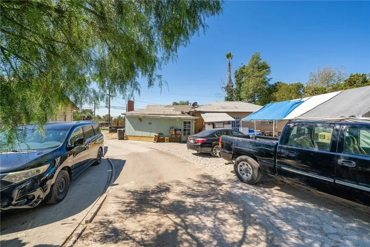 13148 Gladstone Avenue, Sylmar, California 91342