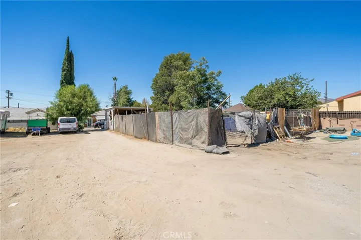 13148 Gladstone Avenue, Sylmar, California 91342