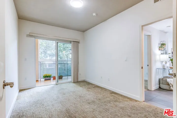 3rd room