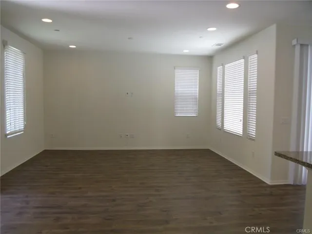 153 Fixie, Irvine, California 92618