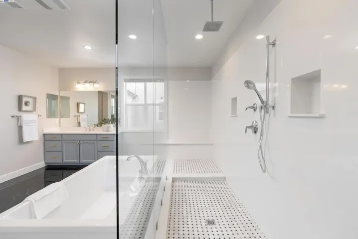 3090 Copper Peak Dr, Dublin, California 94568
