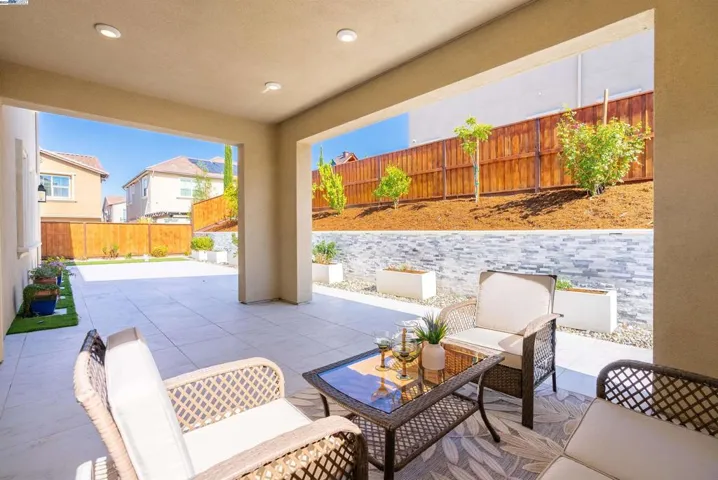 3090 Copper Peak Dr, Dublin, California 94568