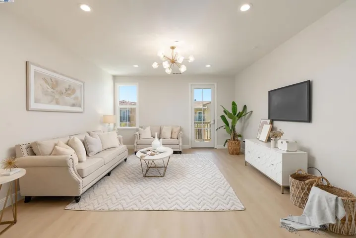 3090 Copper Peak Dr, Dublin, California 94568