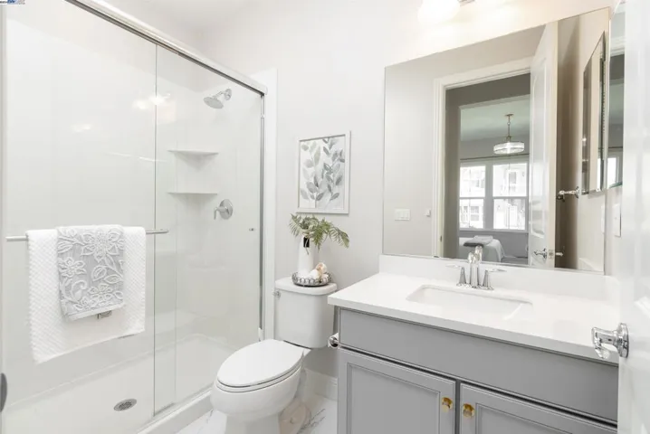 3090 Copper Peak Dr, Dublin, California 94568