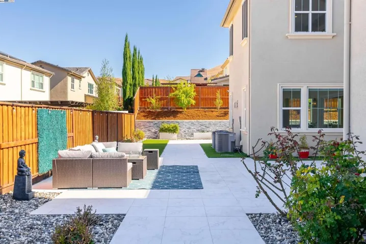 3090 Copper Peak Dr, Dublin, California 94568