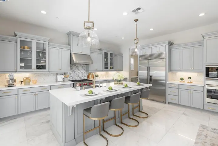 3090 Copper Peak Dr, Dublin, California 94568