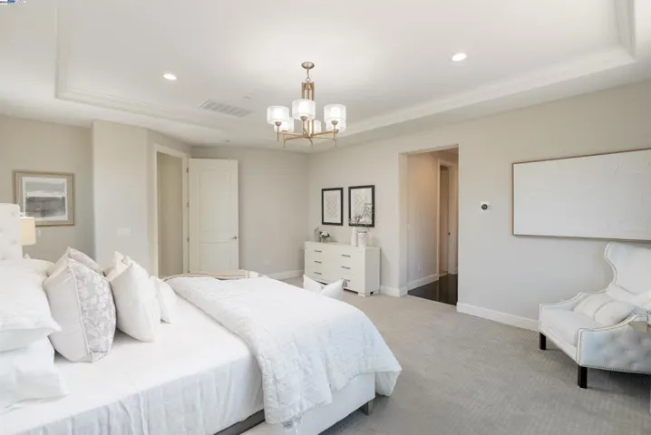 3090 Copper Peak Dr, Dublin, California 94568
