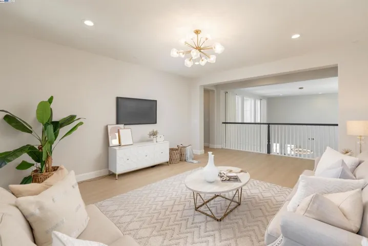 3090 Copper Peak Dr, Dublin, California 94568