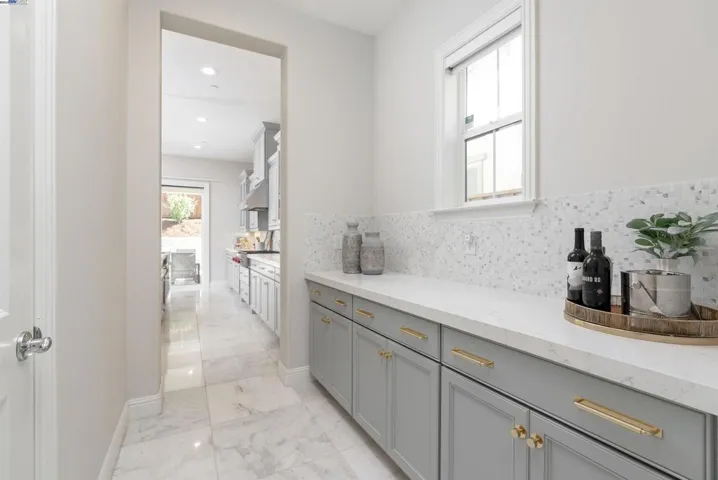 3090 Copper Peak Dr, Dublin, California 94568