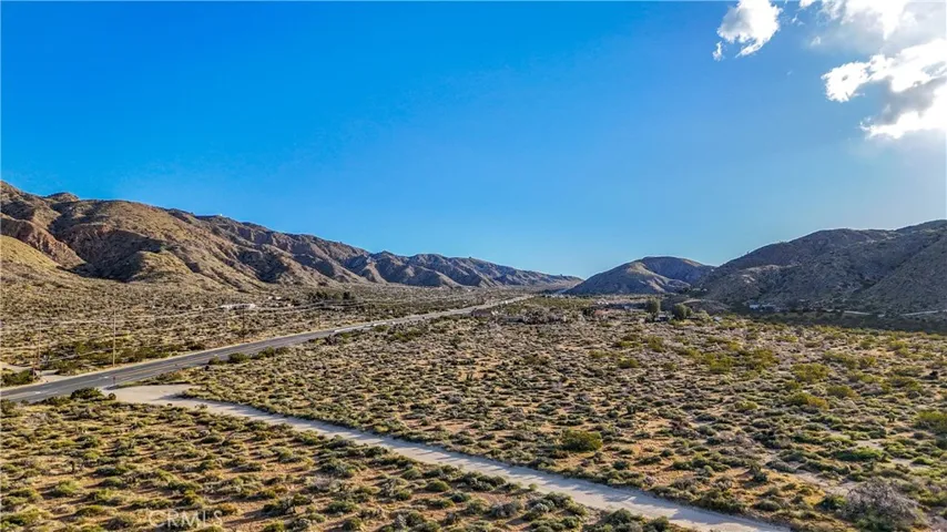 8901 Samel Road, Morongo Valley, California 92256