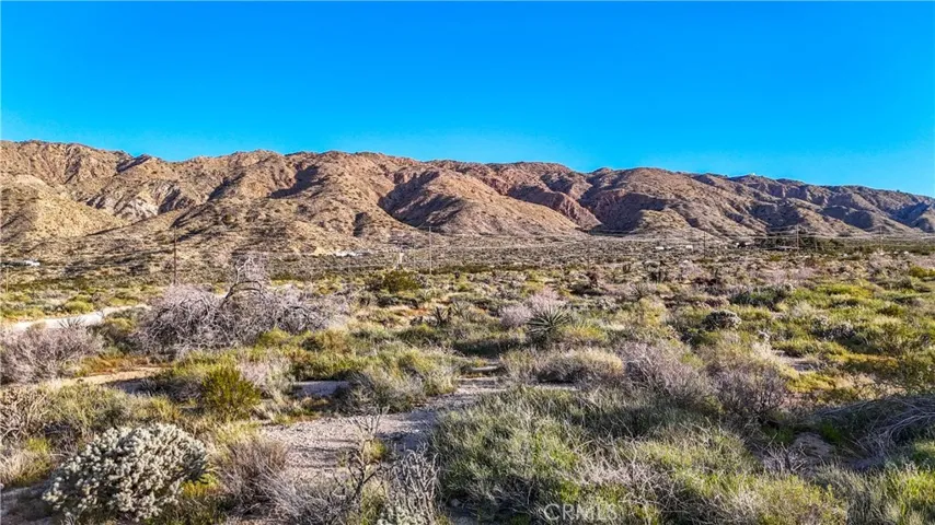 8901 Samel Road, Morongo Valley, California 92256