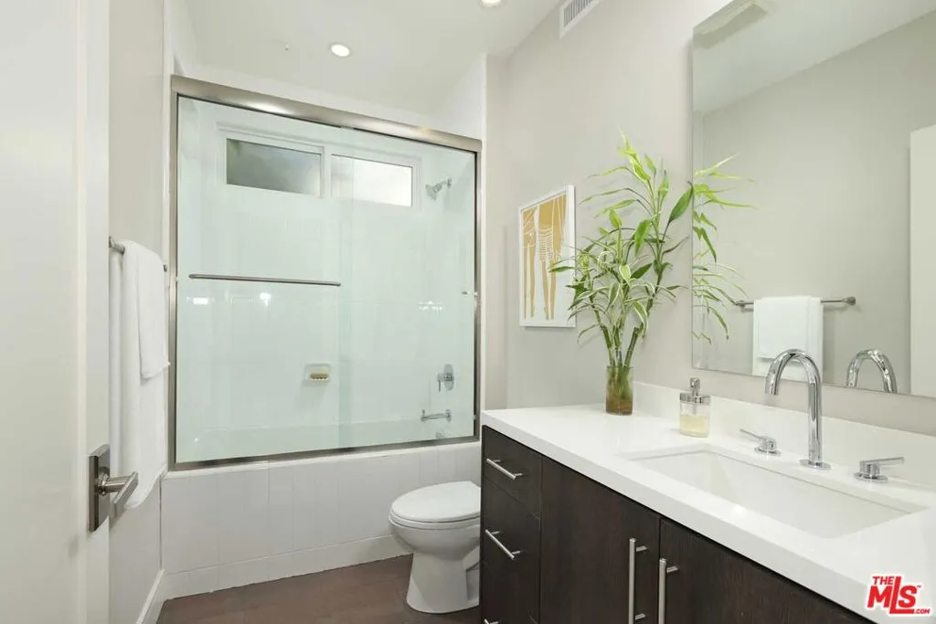 1400 N Fuller Avenue 19, Los Angeles, California 90046 home-pic-18