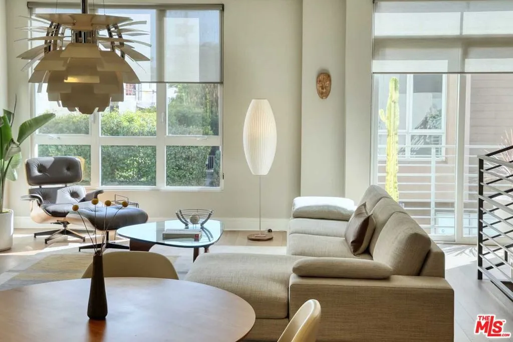 1400 N Fuller Avenue 19, Los Angeles, California 90046 home-pic-2