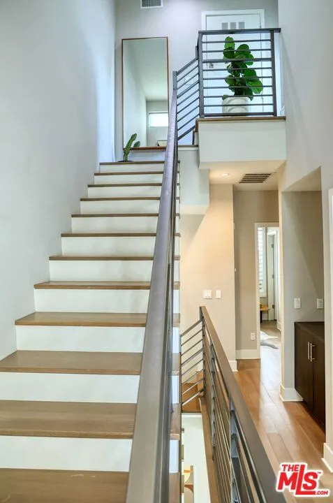 1400 N Fuller Avenue 19, Los Angeles, California 90046 home-pic-22
